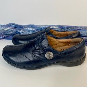 Clarks Un.Loop Unstructured Shoe Womens 9.5W